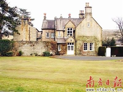 Ӣ������ѧУ ���Թ�������