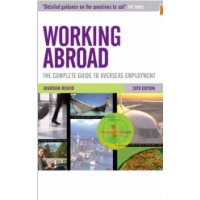  Working Abroad: The Complete Guide to Overseas Employment [With CD-ROM]