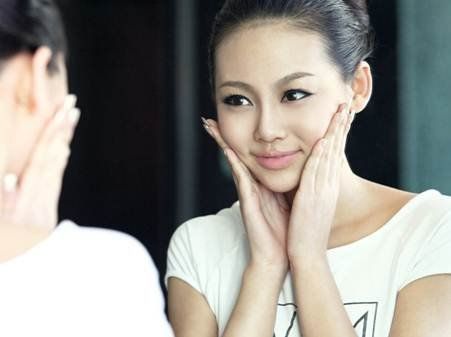 �տ�Ů״Ԫ��¶ģ�ظ߿�