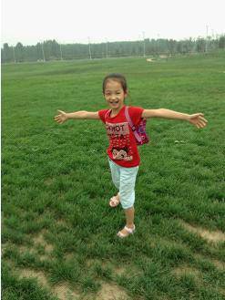 2013暑假旅游日记:1、暑假旅游——第一次坐高铁作文