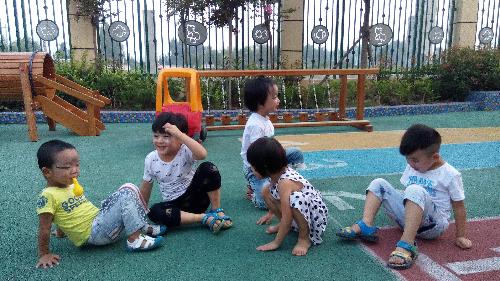 绚丽多彩的格林童话世界作文