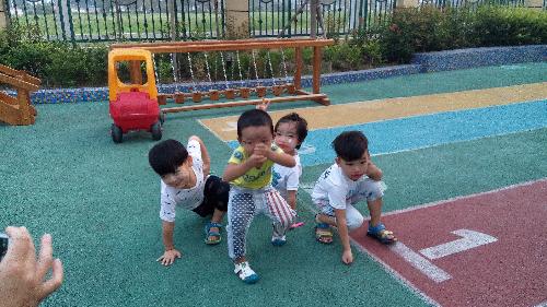 绚丽多彩的格林童话世界作文