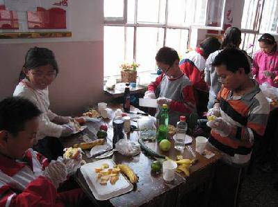 有趣的水果拼盘大赛作文