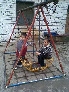 乐乐的同学聚会作文