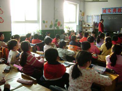 神奇的化学实验课(图片)作文