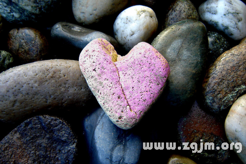 �μ���ʯͷ���ڹ���ʲô��˼