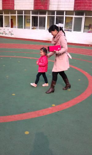 你若安好,便是晴天—-“不跟陌生人走”演练活动反思作文