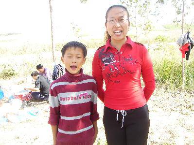 我郊游,我收获;我野炊,我快乐 ——小记第八期家庭联合读书活动(附照片)作文