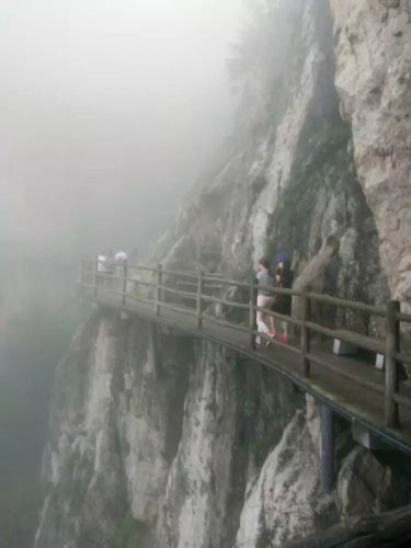 老君山游记【妈咪在线】作文