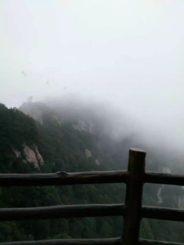 老君山游记【妈咪在线】作文