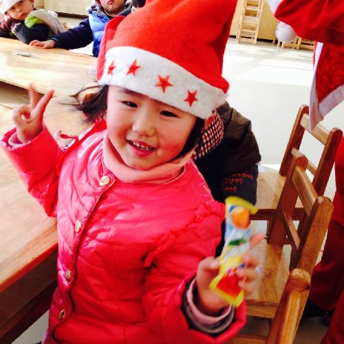 圣诞节:孩子们最欢乐的第二个“儿童节”作文