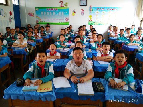 班级诗词英雄大比拼作文