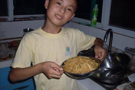 暑假趣味生活体验——学炒土豆丝作文