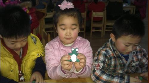 创意美劳之小青蛙作文