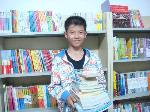 2012,和爱心再度牵手!作文