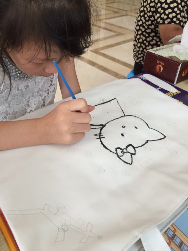 孩子的手绘包包作文