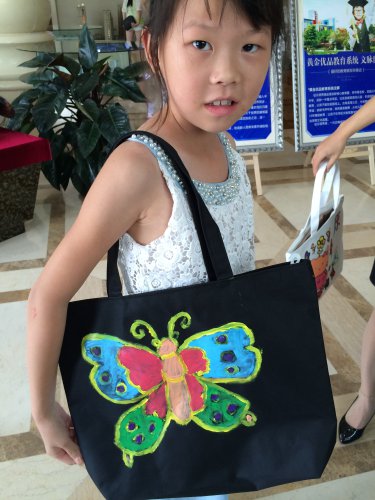 孩子的手绘包包作文