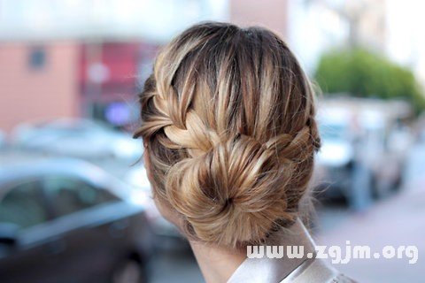 �μ����� ��ͷ��ʲô��˼