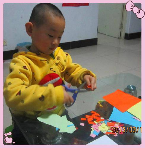 读绘本,做手工——亲子共读《艾玛过化装节》作文