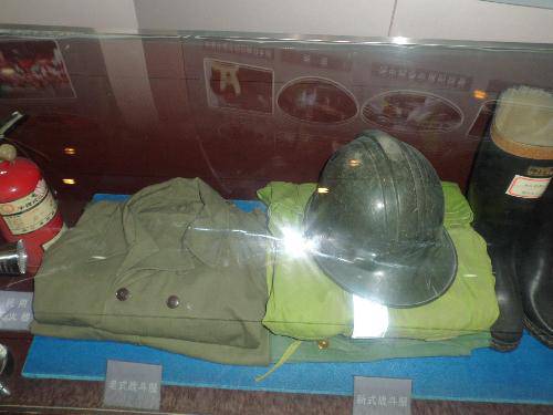 人民警察 光荣而神圣——参观洛阳警察博物馆作文