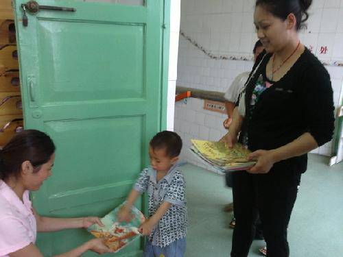 爱你没商量——写在第八届书香班级作文