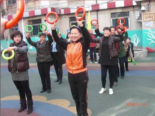 开心快乐的亲子运动会!作文