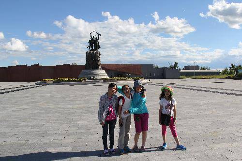 格格东游记(八)——呼伦贝尔大草原作文