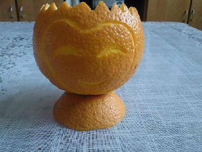 我的“爱心娃娃”橘灯(附图)作文