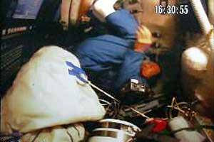 引领孩子们探究太空——班级同读:“我从哪里来”作文