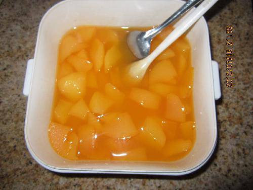 舌尖上的夏天(三)——自制黄桃罐头作文