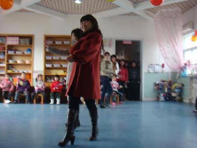 又一个快乐的三八节 作文