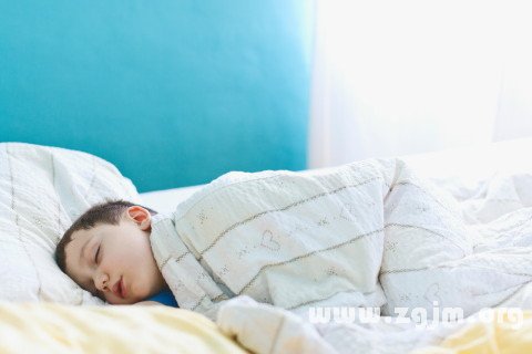 梦见盖被子是什么意思