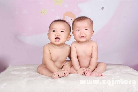 梦见生龙凤胎是什么意思