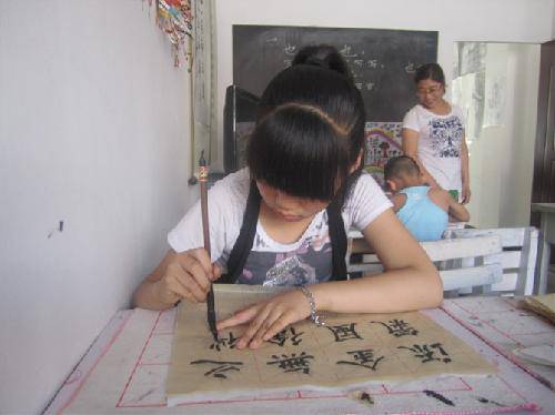 暑假报班也疯狂作文