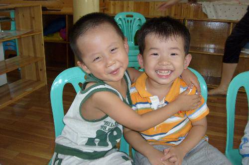 幼儿园里真快乐!作文