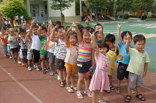 幼儿园里真快乐!作文