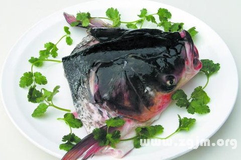 梦见吃鱼头是什么意思