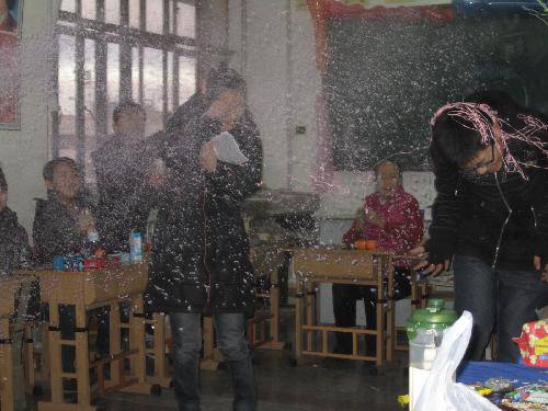 У԰粨֮ҰԪparty޸ƪ