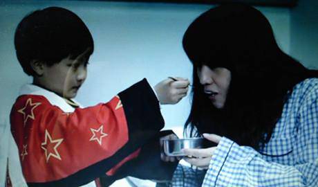 亲子共看:《爱在回响》作文