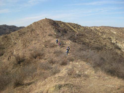 向着山野 我们出发了作文