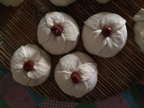 【喜气洋洋迎新春】——蒸大馍作文