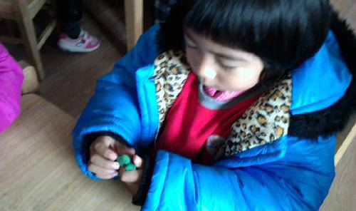 浓浓爱意传真情——我给爸爸妈妈送礼物作文