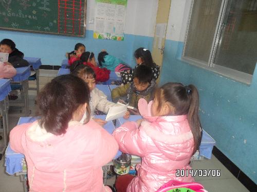 争做出彩学生——3.6班读书会 作文