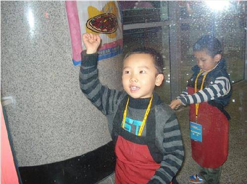 小小冒险家的日志---郑州大未来儿童城的快乐时光作文