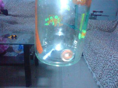 点点的科学小实验(10)——玻璃球穿墙功作文