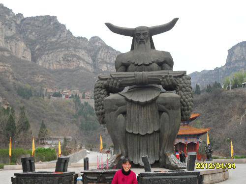 登神农山--挑战自己作文