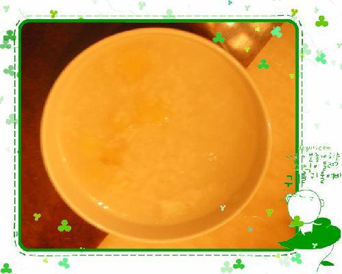 戴着泳镜做晚饭作文