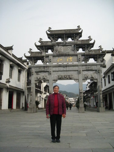 【喜气洋洋迎新春】特别的礼物作文