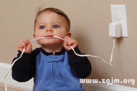 梦见触电是什么意思