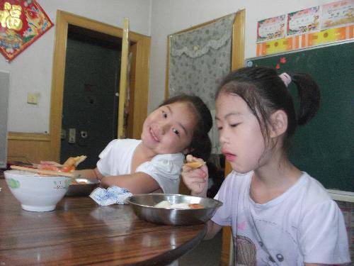 女儿开学两周纪实作文